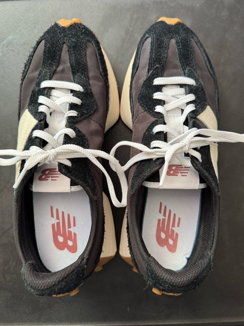 New Balance 327 Womens 9